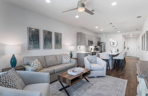 Gulf Place Condo | 30A Endless Summer by AvantStay | 1 Block to Beach | Pool + Tennis