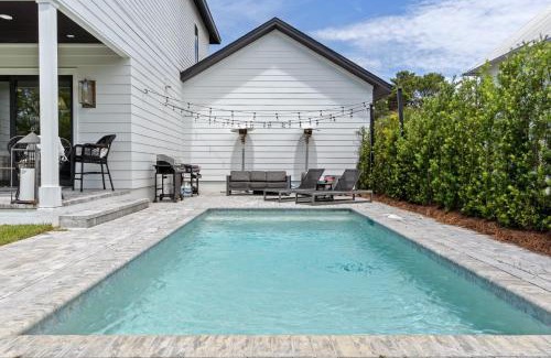 Gulfview Heights House | 30A Good Vibes by AvantStay Private Pool Bikes Beach Access