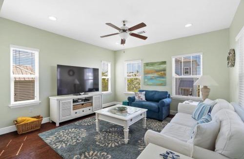 West Panama City Beach House | 30A Pet Friendly Beach House - Pelican's Rest by Panhandle Getaways