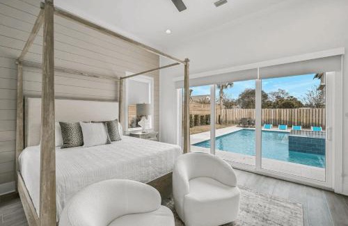 Gulfview Heights House | 30A Sunset 30a Sunset Palazzo by AvantStay Sleeps 20 Boat-Friendly Pool