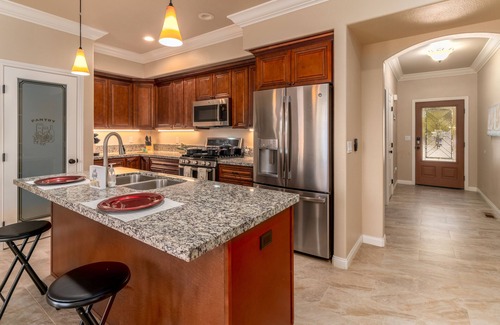 Carson City House | 30Min To Lake Tahoe 3BD Private Retreat Parking WiFi Downtown Carson City
