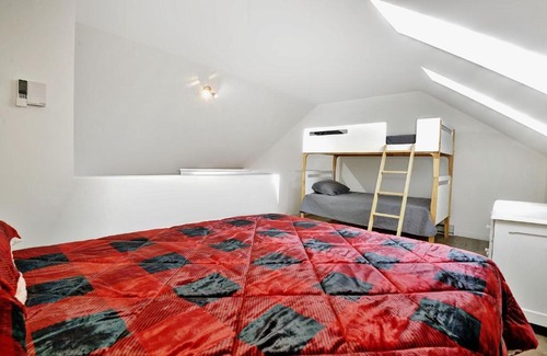 Stoneham Apartment | 31#33 Chemin du Hameau