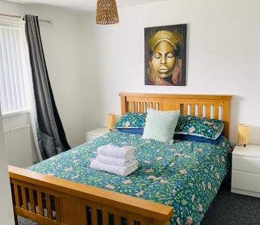 Whitehead House | 31 end terrace