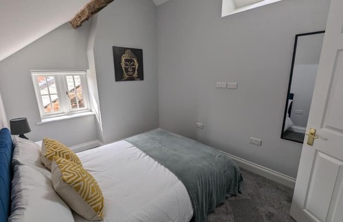 Husbands Bosworth Apartment | 31 High Street - Modern & Stylish 2-bed Apartment - inc parking