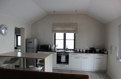 Greater Johannesburg Metropolitan Area Apartment | 31 on Gambia B - Lovely Apartment with secure parking