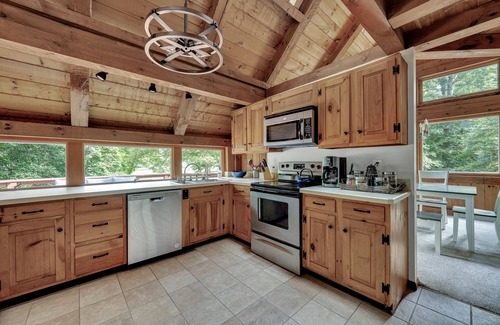 Lewes House | 31663 Mill Creek Court (7)