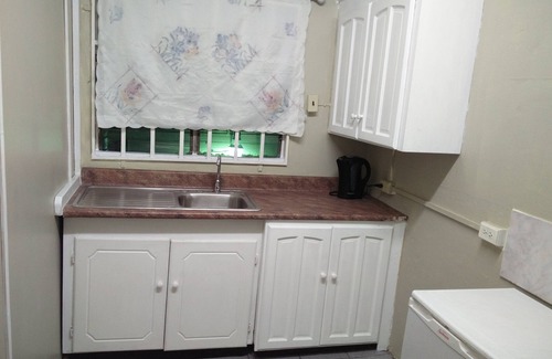 Woodbrook House | 32 - Queen room