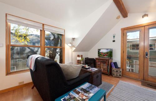 Historic Downtown Durango Apartment | 325 E. 4th Avenue