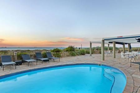 Lagoon Beach Apartment | 325 Leisure Bay Cape Town