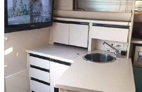 Bay City Boat Rental | 32ft carver boat.Beautiful cabin on the river.enjoy the peace and quiet.