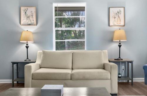 Norwood House | 32nd Norwood Nest