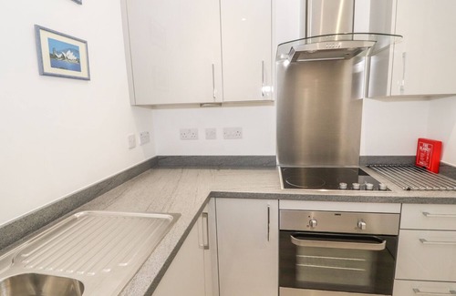 Deganwy Cottage | 33 DEGANWY CASTLE, romantic, luxury holiday cottage in Deganwy