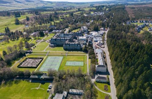 Gleneagles House | 33 Dunbar Court Gleneagles Village