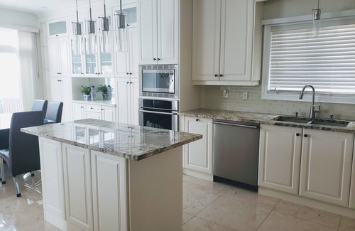 Churchill Meadows House | 3300sqft+ Spacious 5 Bedroom. WOW Decor!