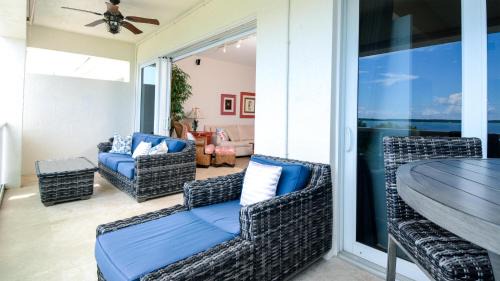 Rock Harbor Apartment | 335 Mariners Club