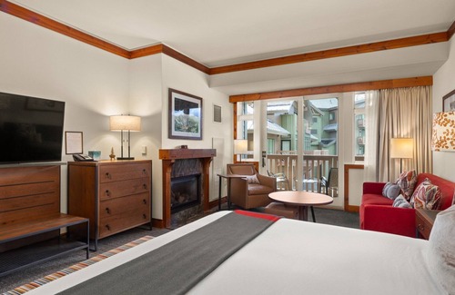 Stowe Area Cabin | #337 | Inside Lodge At Spruce Peak | Studio | Ski in in Ski out