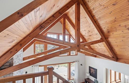 Stoneham Ski Chalet | 34- Chalet à louer à Stoneham