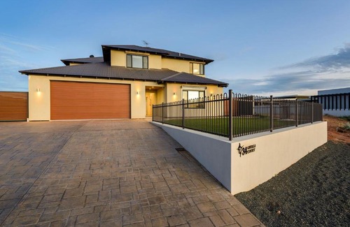 Exmouth House | 34 Gnulli Court