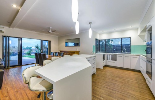 Exmouth House | 34 Gnulli Court