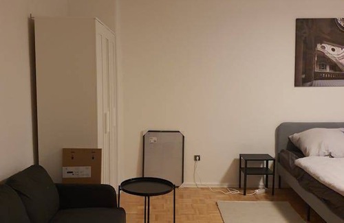 Tempelhof-Schoeneberg Apartment | 34 m² Apartment ∙ 1 bedroom ∙ 2 guests