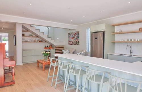 Hermanus Villa | 34 Mossel River 12 — Elegant Coastal Retreat | Ocean Views | Poolside Luxury