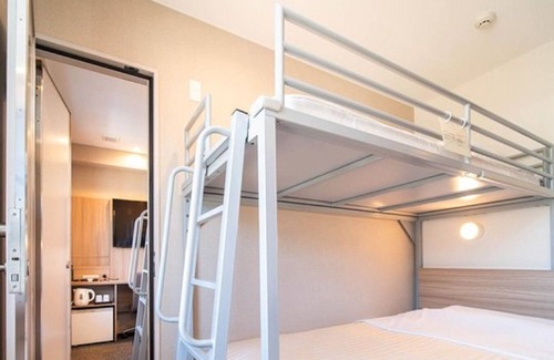 Takagi-mura House | 34 people smoking Connecting room s / Iida Nagano