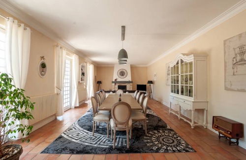 Vianne House | 345 m² House ∙ 5 bedrooms ∙ 15 guests