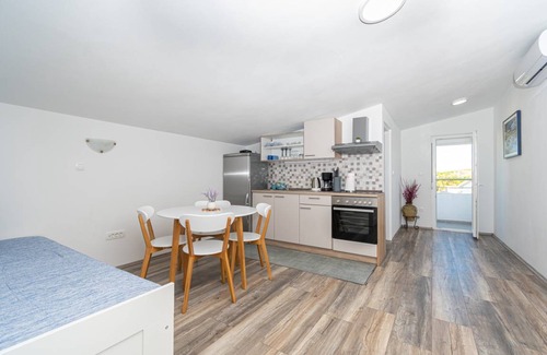 Razanac Apartment | 35 m² Apartment ∙ 1 bedroom ∙ 2 guests