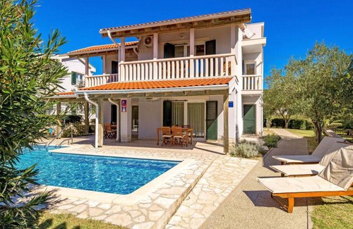 Rab Apartment | 35 m² Apartment ∙ 1 bedroom ∙ 4 guests