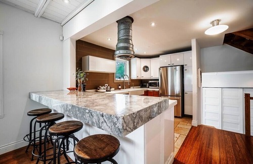 Boisbriand House | #350 Beautiful House in Boisbriand 5 bedrooms
