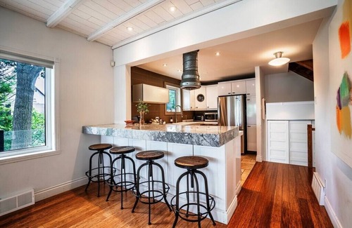 Boisbriand House | #350 Beautiful House in Boisbriand 5 bedrooms