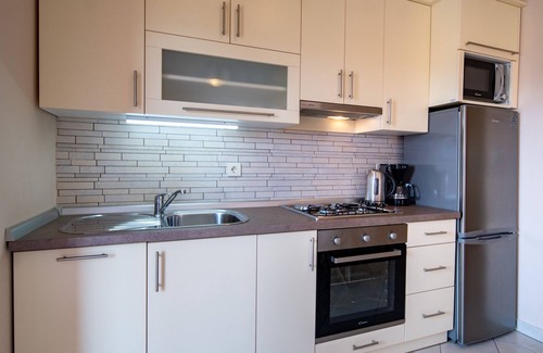 Lopar Apartment | 350 m vom Strandstrand Entfernt, Ideal für Familienurlaub, Voll Ausgestattet