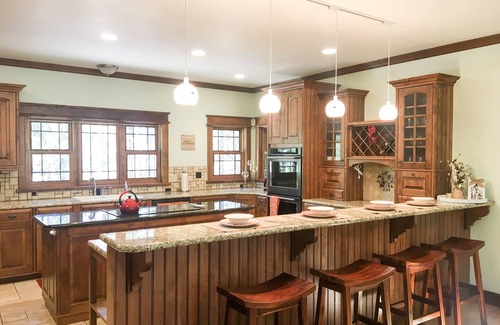 Buena Vista House | 3500 sq feet! VERY SPACIOUS and PERFECT for FAMILIES! Come enjoy the MTNS