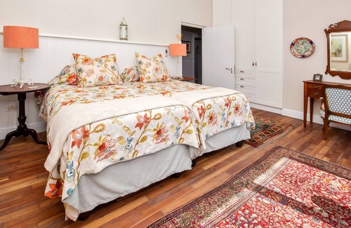 Robberg Beach Villa | 36 Beachy Head - Solar Power, Beachfront 4 Bd 4 Bt