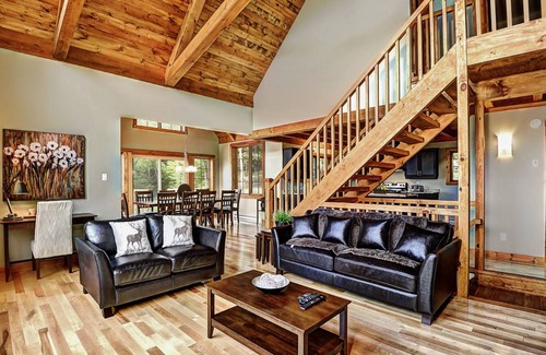 Stoneham House | 36- Chalet to rent at Stoneham (CITQ: 280825)