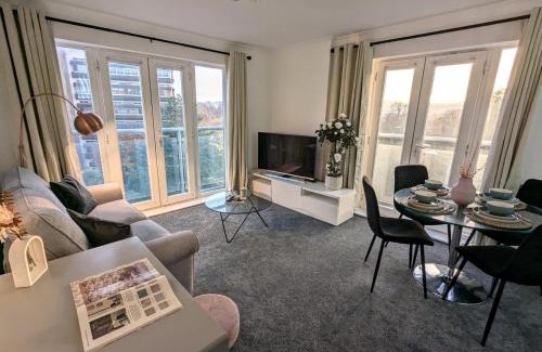 Hemel Hempstead Apartment | 36 Handley's Elite Apartment 2Bed Flat CityCenter