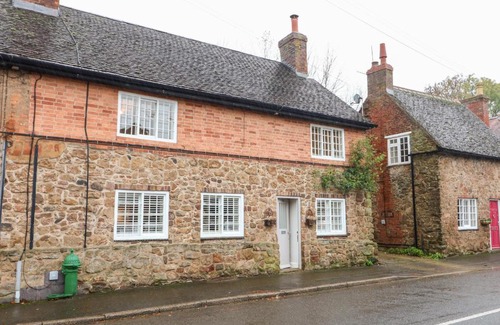 Ticknall House | 36 Main Street