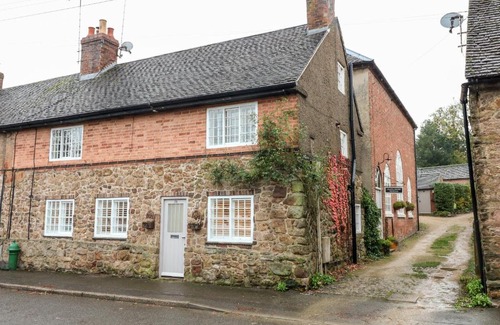 Ticknall House | 36 Main Street