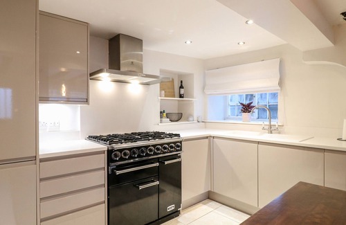 Ticknall Cottage | 36 MAIN STREET, pet friendly, with open fire in Ticknall