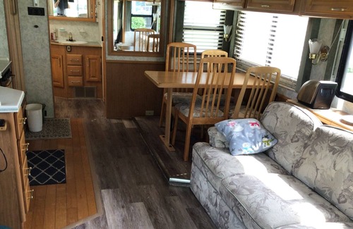 Wood Islands House | 36’ Motorhome, beautifully equipped for your comfort and