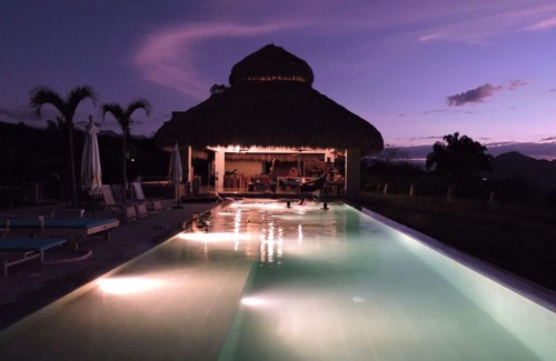 Anapoima Villa | 360 grados de vista en esta increíble casa estilo Balines