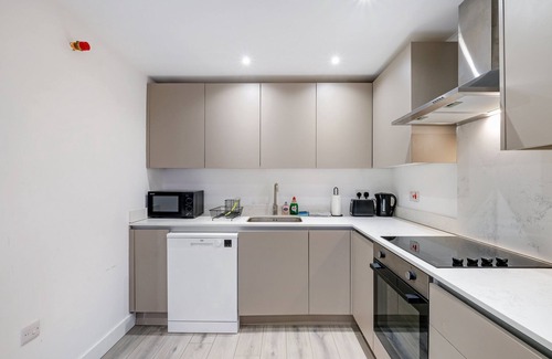 Camberley Apartment | 360 GU15 Aspen Court 03 - Modern 1 bedroom Apartment 03 Town Centre Camberley
