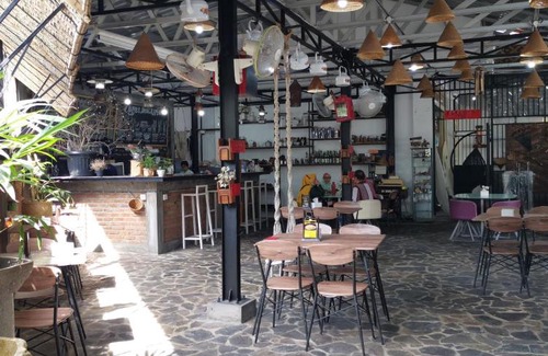 Padang House | 360 Homestay Padang