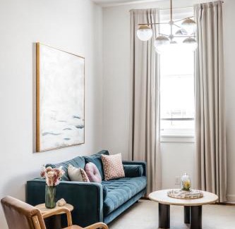 Downtown Charleston Hotel | 360 King