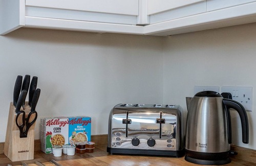Maidenhead Apartment | 360 MH Victoria Hse 06 - Luxury 1 Bedroom Apt. 06 with Parking in Maidenhead