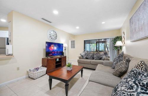 Ventura Apartment | 3608 Orlando Vacational 1st floor