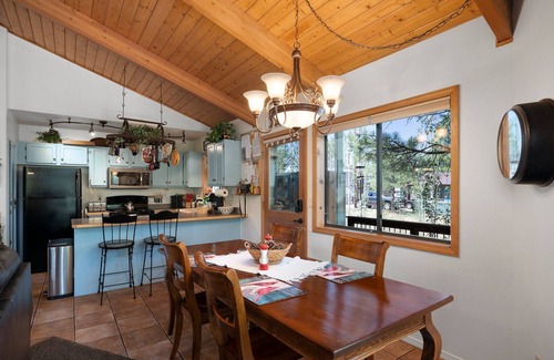 Munds Park Cabin | 360° deck. Come enjoy the sun, shade, stars or snow with your loved ones here.