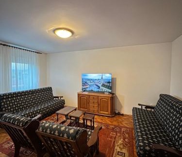 Bistrica Apartment | 365 Apartman