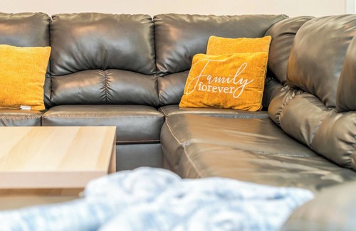 Quincy House | 37 - 3BR Quincy - Cozy Townhouse near Adams Park