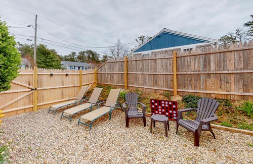 Dennis Port House | 37 Bassett